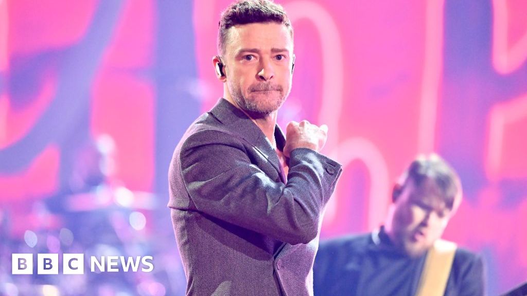 Justin Timberlake Held on Driving While Intoxicated Charge